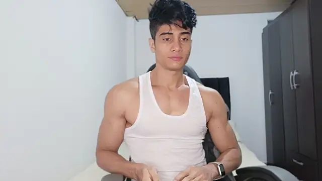stylish men online show from 10-17-25, 01:24