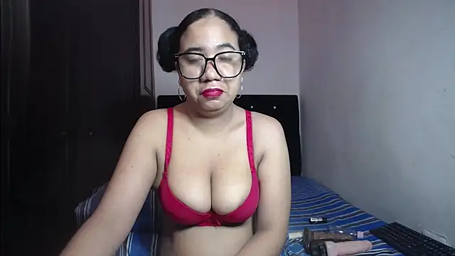 Kristynsmith online show from 09-20-25, 03:44