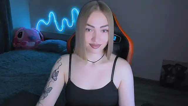 LaraKrein lk online show from 04-06-26, 03:35