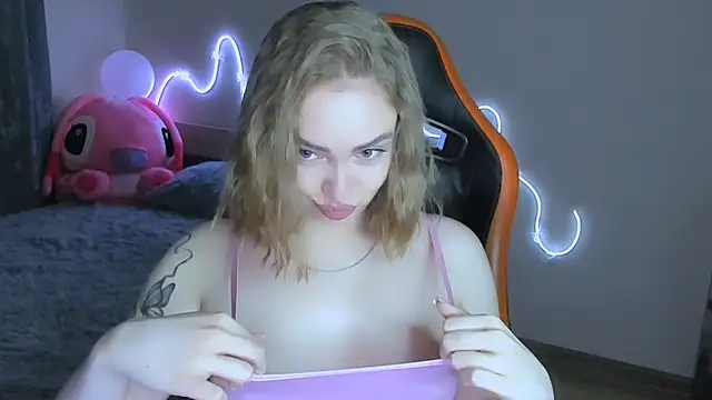 LaraKrein lk online show from 02-13-26, 03:23