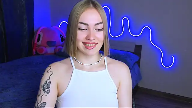 LaraKrein lk online show from 09-23-25, 01:40