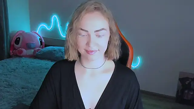 LaraKrein lk online show from 03-15-26, 02:46