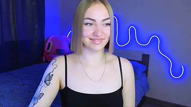 LaraKrein lk online show from 10-08-25, 11:45