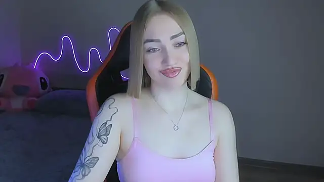 LaraKrein lk online show from 12-02-25, 04:52