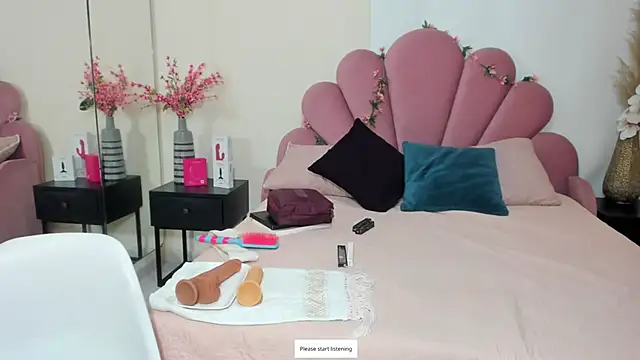 kiraGeiner online show from 03-30-26, 12:12