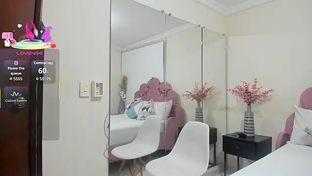 kiraGeiner online show from 02-19-26, 06:49