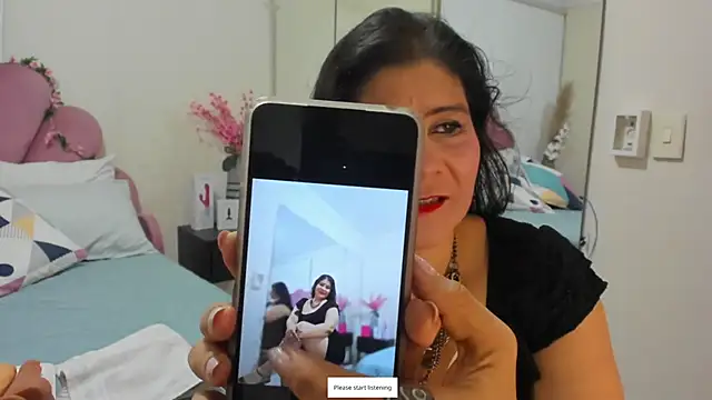 kiraGeiner online show from 04-06-26, 12:06