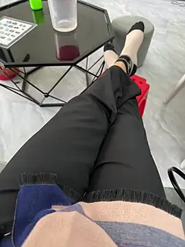 sharon-Hanna online show from 02-12-26, 01:05