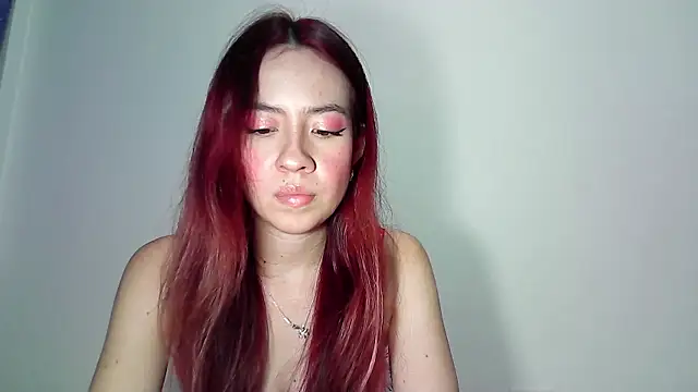 Snapshot of _MaiaRosse chatting on 09-28-25, 05:25 MaiaRosse online show from 09-28-25, 05:25