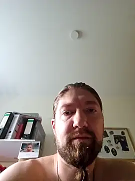 Atawolf87 online show from 10-31-25, 08:11