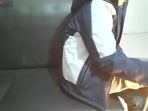 Owe chan online show from 01-05-26, 11:41