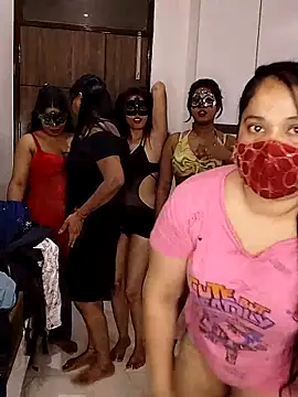 Snapshot of Sexy_anaamika chatting on 05-03-26, 07:13 Sexy anaamika online show from 05-03-26, 07:13