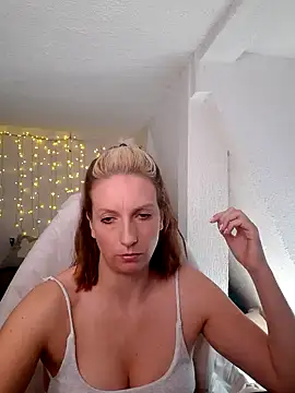 SexyJulia21 online show from 02-28-25, 09:15