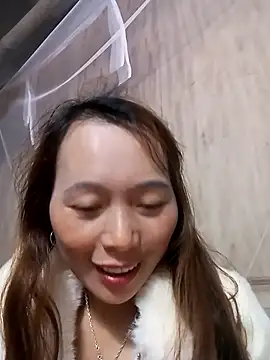 Bianly online show from 11-25-25, 01:22