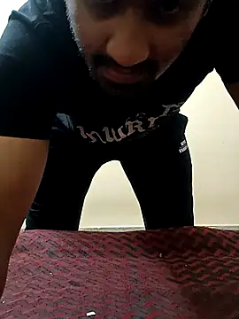 nareshrddd5 online show from 10-08-25, 03:19