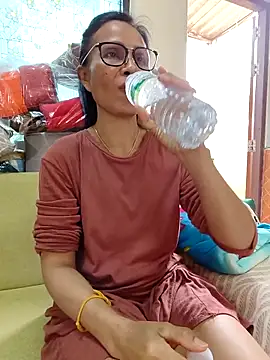 Mama Eva 1 online show from 02-17-26, 01:58