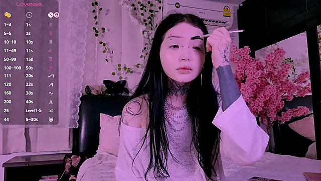 Lein Bone online show from 10-23-25, 12:09