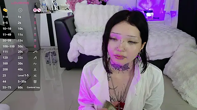 Snapshot of Lein_Bone chatting on 05-28-26, 01:28 Lein Bone online show from 05-28-26, 01:28