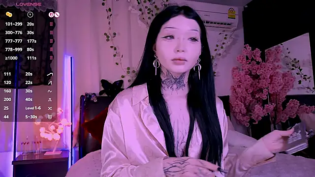 Lein Bone online show from 11-13-25, 12:03