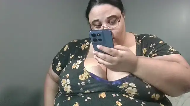 SexyBBW10790 online show from 04-29-26, 02:16