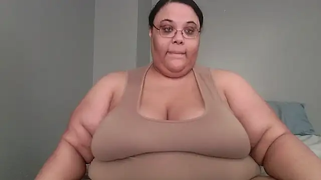 SexyBBW10790 online show from 05-17-26, 02:17