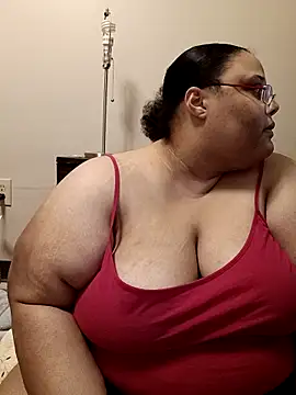 Snapshot of SexyBBW10790 chatting on 09-28-25, 01:23 SexyBBW10790 online show from 09-28-25, 01:23