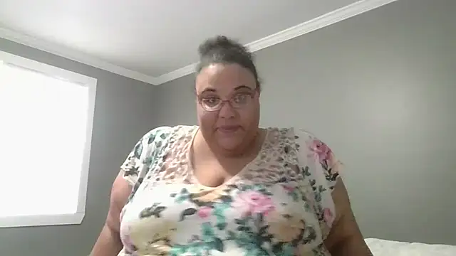 SexyBBW10790 online show from 02-15-26, 01:10