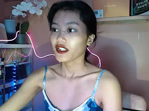 skinny gracie online show from 10-29-25, 05:39