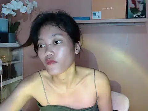 Snapshot of skinny_gracie chatting on 09-27-25, 12:55 skinny gracie online show from 09-27-25, 12:55