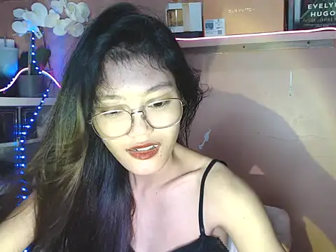 skinny gracie online show from 12-01-25, 02:56