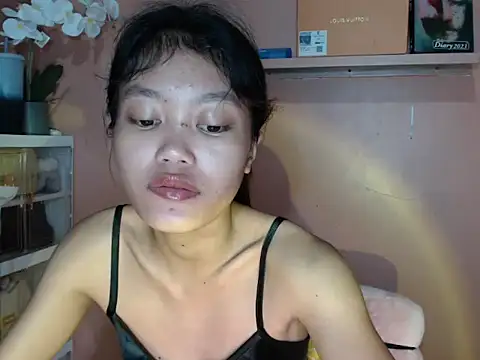 Snapshot of skinny_gracie chatting on 09-22-25, 11:11 skinny gracie online show from 09-22-25, 11:11