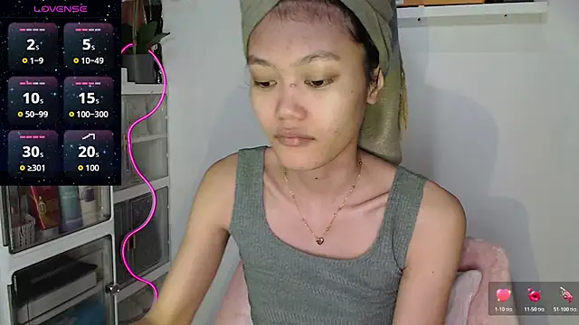 skinny gracie online show from 04-06-26, 12:28