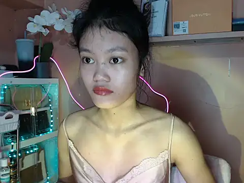 skinny gracie online show from 10-23-25, 09:46