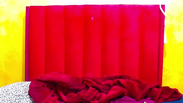 Candycrush2555 online show from 12-15-25, 03:34