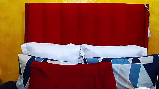 Candycrush2555 online show from 12-03-25, 05:56