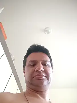 Crocante Hot online show from 11-12-25, 07:07