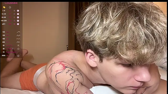 walter cute online show from 04-04-26, 07:09