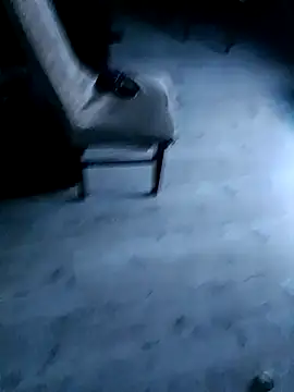 Snapshot of KissMeAss9387 chatting on 09-27-25, 08:26 KissMeAss9387 online show from 09-27-25, 08:26