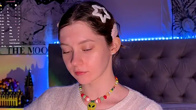 IrisPurrphy online show from 12-15-25, 01:06