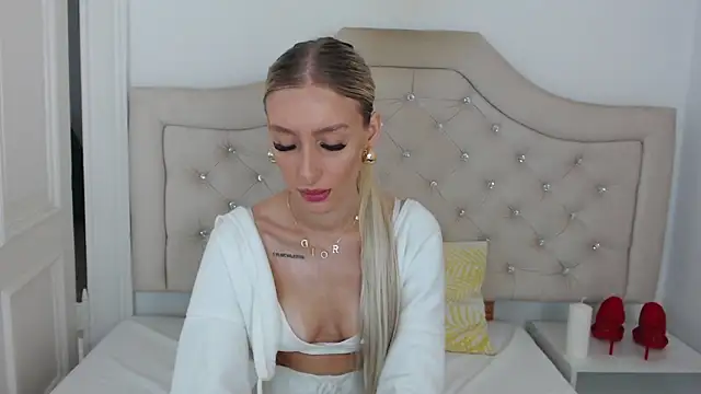 NatalieSensual online show from 09-22-25, 07:14