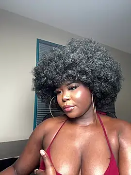 WomanNextdoor1 online show from 03-26-26, 08:12