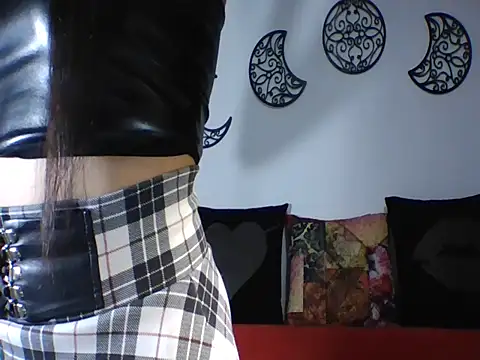 a miss online show from 11-28-25, 09:59