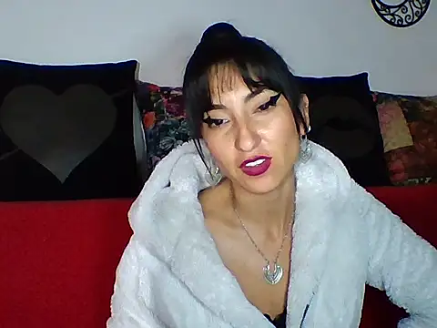 a miss online show from 12-21-25, 01:19