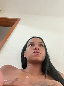 Snapshot of Sabryynna chatting on 06-12-26, 01:09 Sabryynna online show from 06-12-26, 01:09