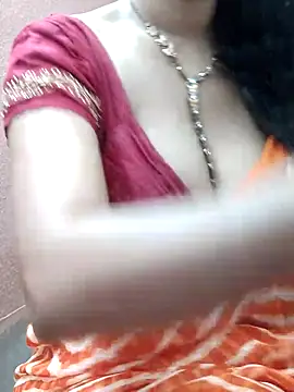 Snapshot of Hot-rima chatting on 06-25-26, 04:21 Hot-rima online show from 06-25-26, 04:21