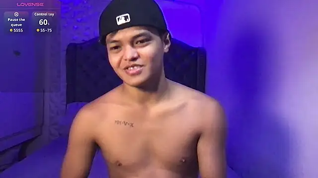 asianhugescott online show from 04-17-26, 01:14