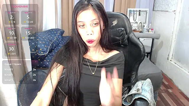 kourtneyluv  online show from 07-06-26, 05:14