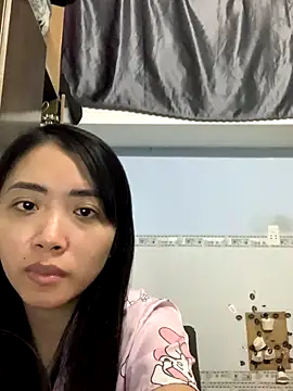 Minee1202 online show from 10-27-25, 01:06