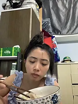 Minee1202 online show from 11-10-25, 04:28