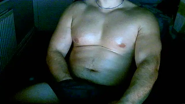 Snapshot of Serpent2463 chatting on 08-03-26, 10:14 Serpent2463 online show from 08-03-26, 10:14